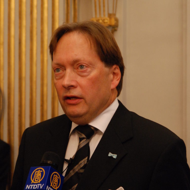 Horace Engdahl